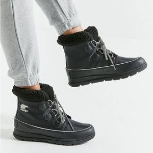 Sorel explorer carnival size 6 waterproof